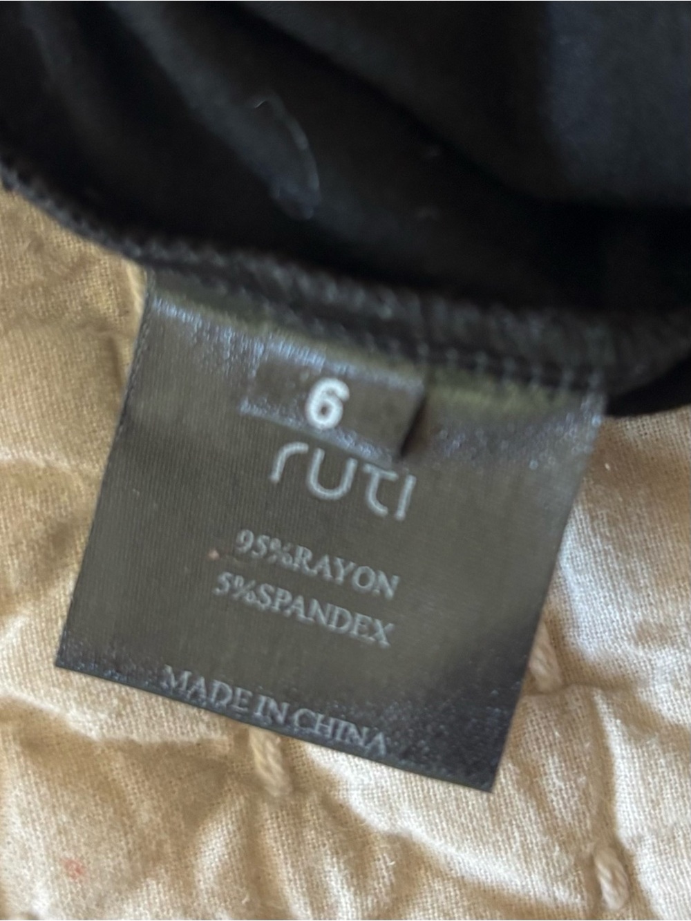 Ruti Sculpted Tank | Black | Size 6 - Picture 3 of 5